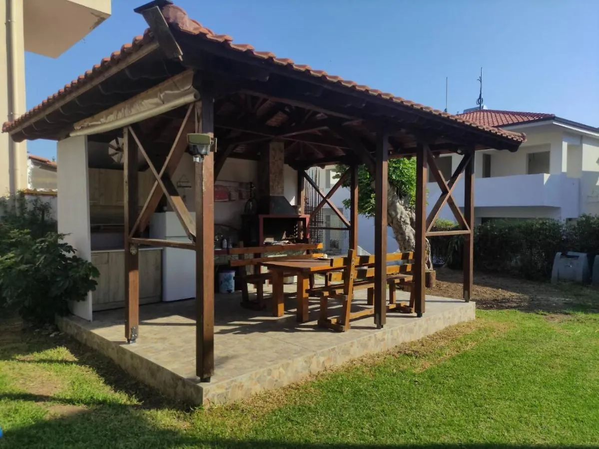 ניקיטי Polynikis Apartment יוון